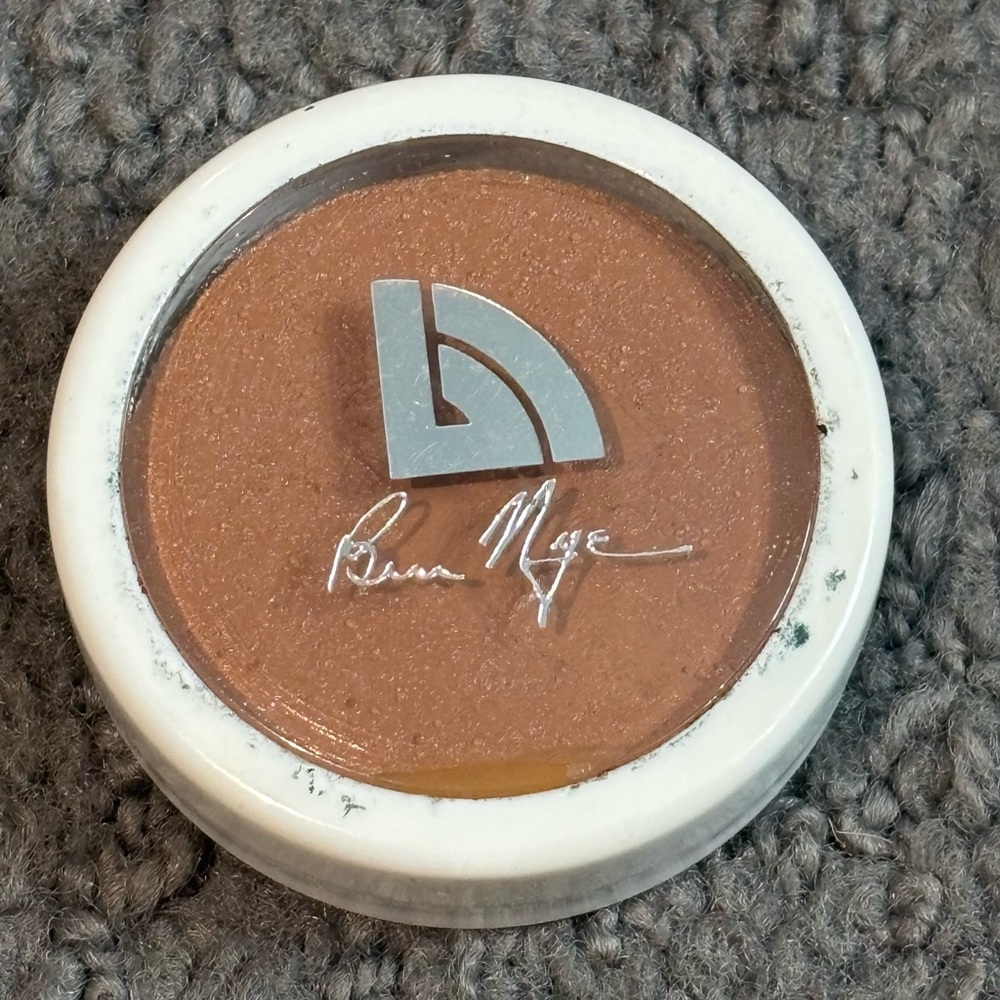 Ben Nye Makeup Creme Foundation Film & Tape Series FT-8 Mocha Creme